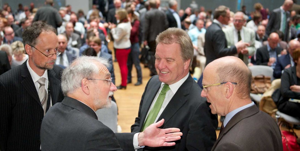 Im Gespräch (v. l.): Jürgen Reich, Dr. Gerhard Spilok und Minister Franz Untersteller (Umweltministerium) mit Bürgermeister Wolfgang Hartweg (Stadt Rastatt)