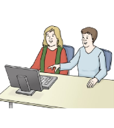 Assistenz am Computer - Eine Frau erklärt einer anderen Frau etwas am Computer