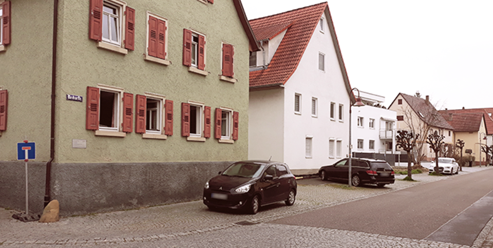 Der Straßenzug Neckarstraße wird bei einem HQ100 (Hochwasserereignis, das statistisch einmal in 100 Jahren zu erwarten ist) durch eine Hochwasserschutzeinrichtung geschützt. Ohne Hochwasserschutzeinrichtung oder bei Versagen wäre dieser Bereich überflutet. 